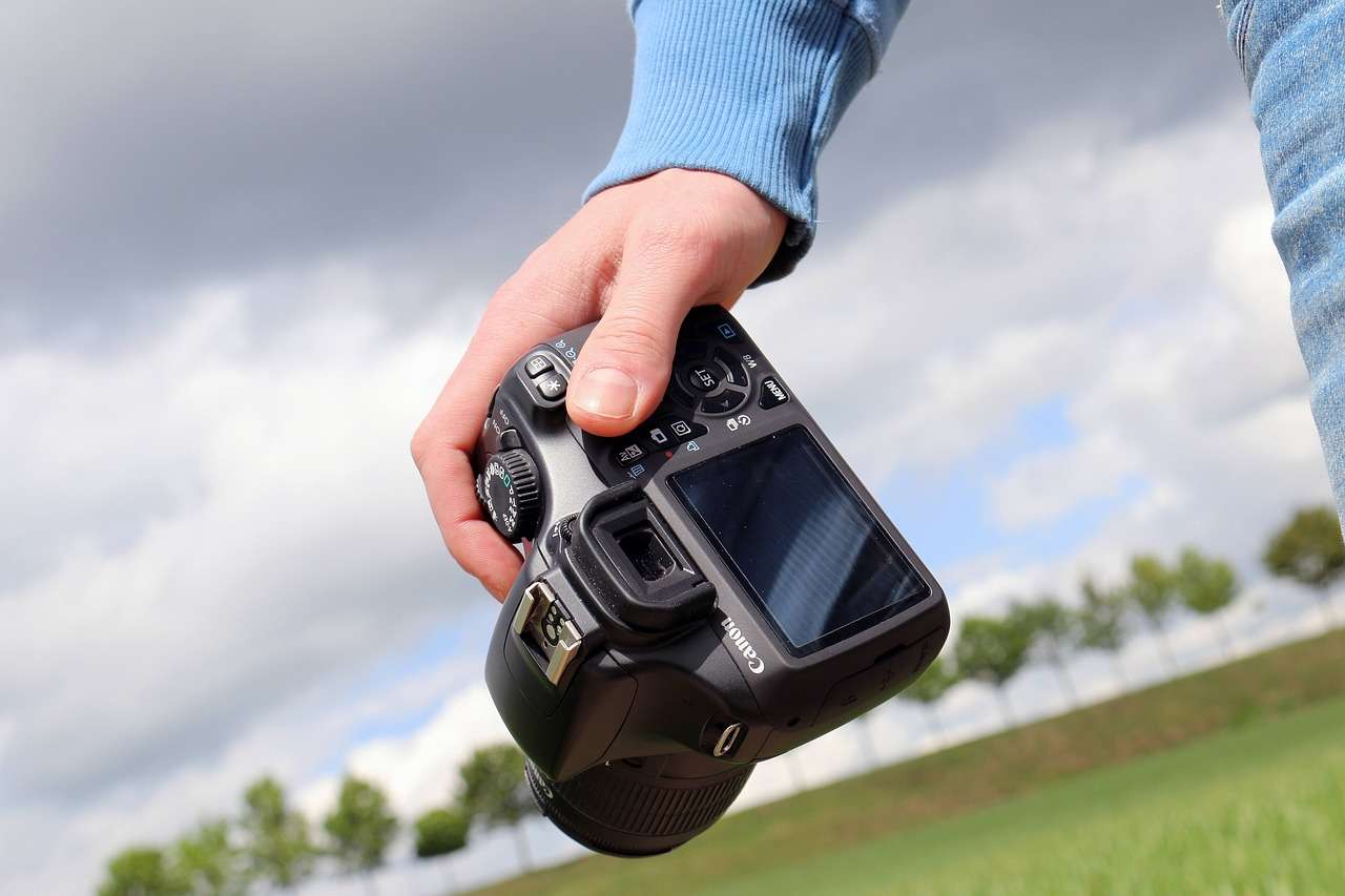 أفضل كاميرات للتصوير كاميرا كانون Canon EOS R3